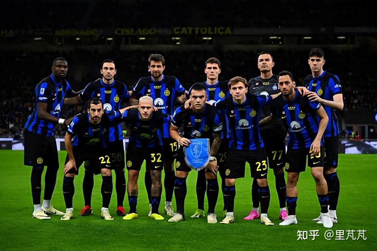 曼联冬窗寻找中场，瞄准加拉格尔欲低成本补强（曼联冬窗补强中场，加拉格尔成低价目标）