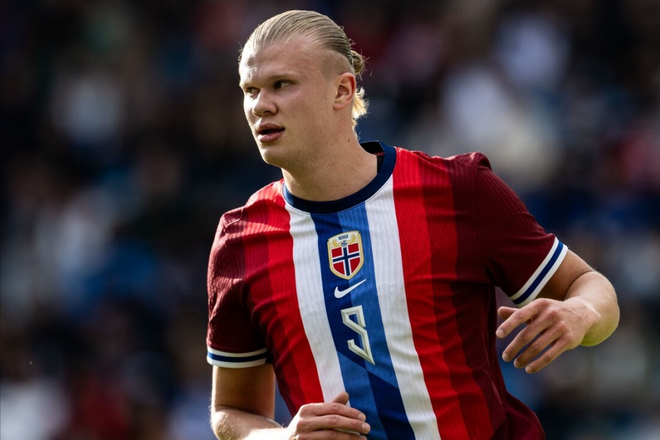 半场战报：沃尔夫斯堡1-1弗赖堡，佩契诺维奇，菲利普-特罗伊破门（上半场结束：沃尔夫斯堡1-1弗赖堡，佩契诺维奇与菲利普-特罗伊各入一球）