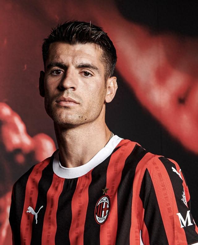 荷媒：拜仁今天将派球探考察里德，评估是否正式联系费耶诺德（荷媒称拜仁今日派球探考察里德，评估是否与费耶诺德正式接洽）